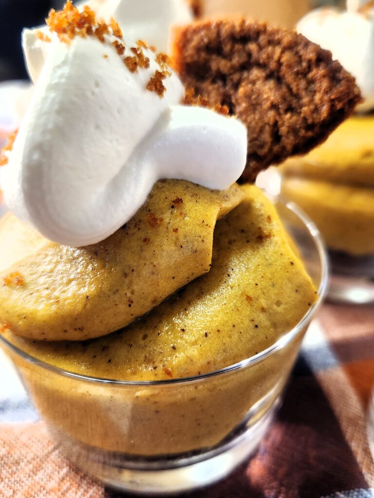 Gingersnap Pumpkin Pie Custard Cups