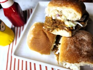 Easy BBQ Pulled Pork Sliders