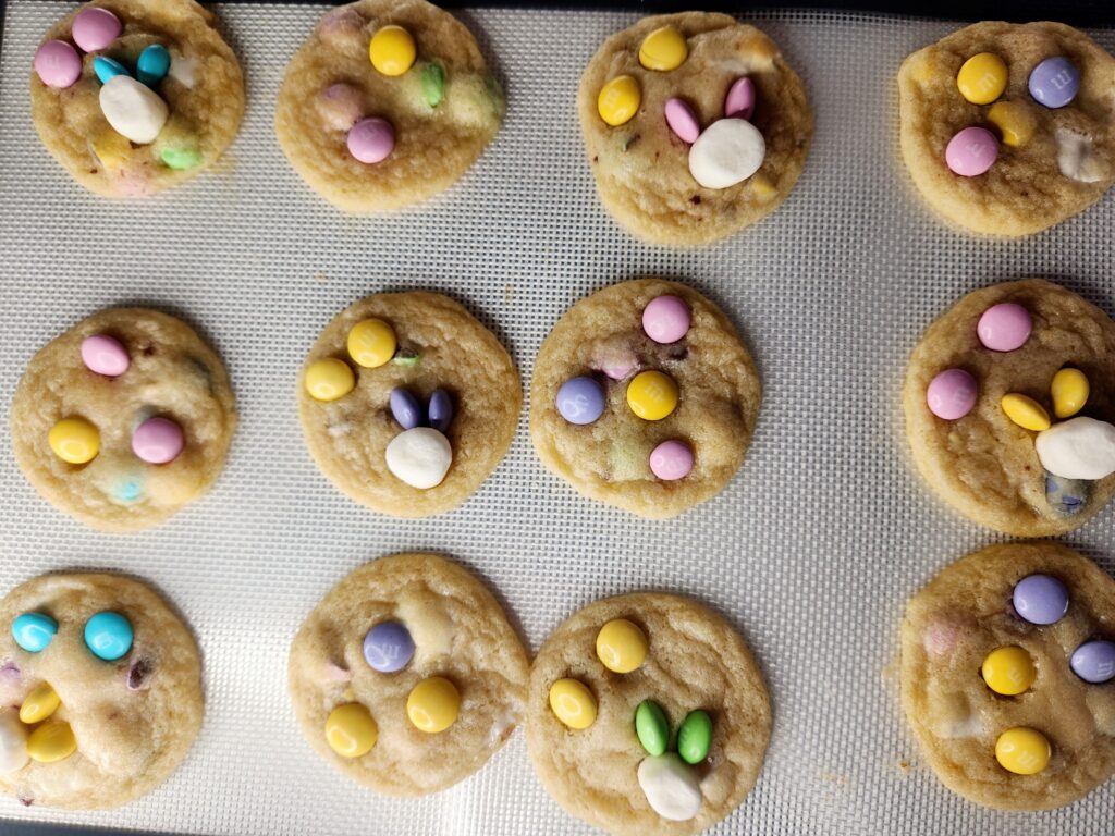 Decorate Easter Bunny Cookies