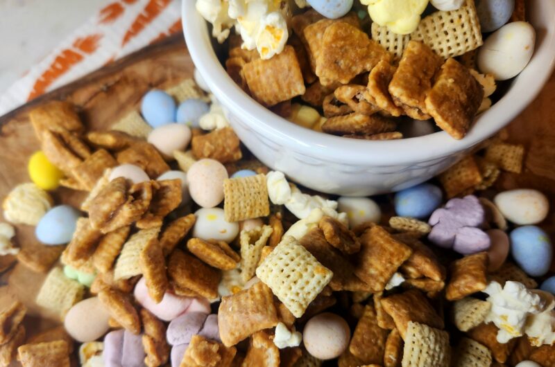 Easter Snack Mix